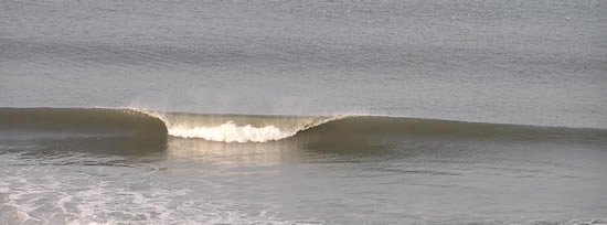 Head high barrelling perfection.